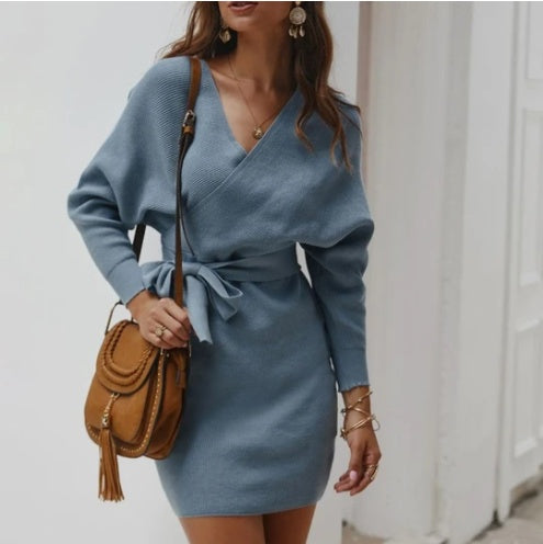 VERONICA KNITTED V-NECK DRESS IN LIGHT BLUE